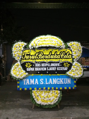 Papan Bunga Duka di Gondrong